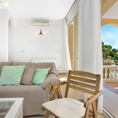Sleeps 8 Villa Lloret de Mar