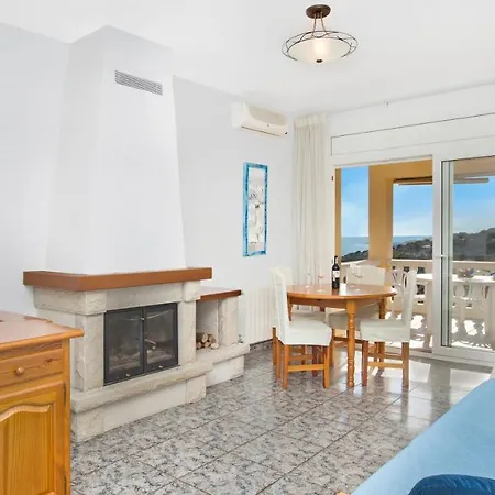 Sleeps 8 * Lloret de Mar